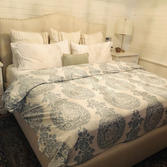 Pottery Barn King Duvet Cover - Picture 1 of 6